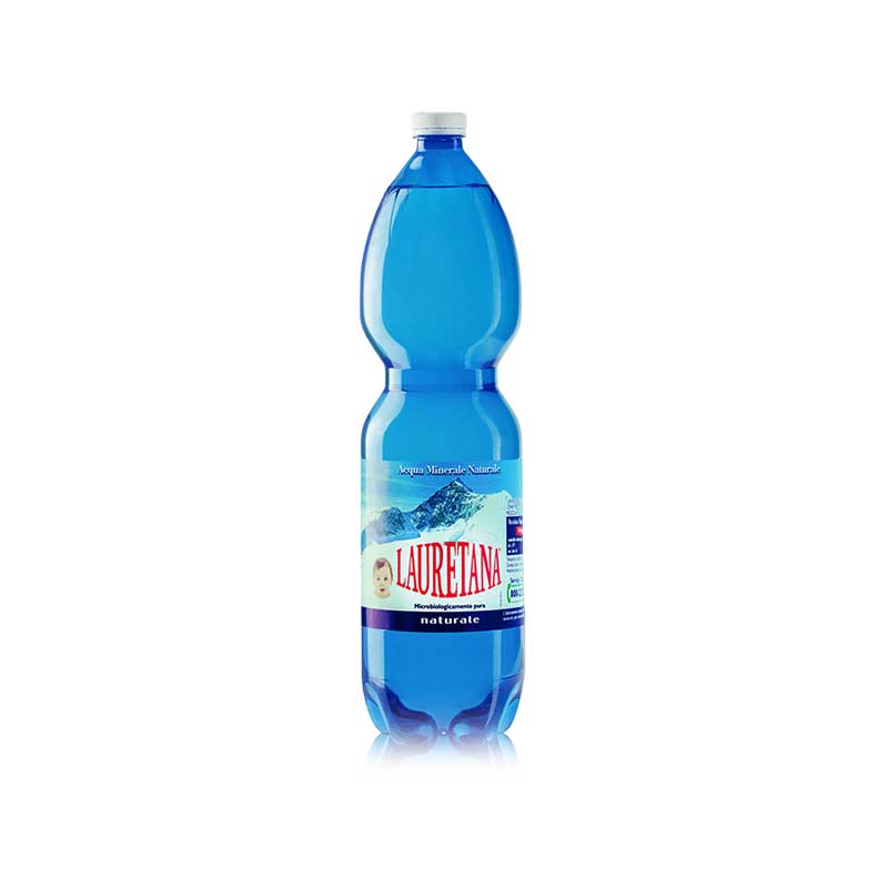 Lauretana-Still-Plastic-1.5